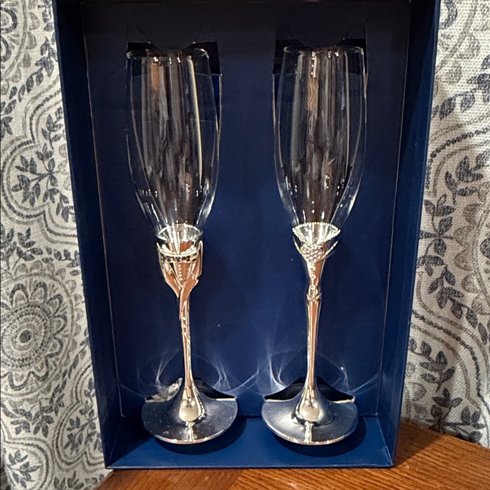 NEW..Lucky Collection Mr. & Mrs Glass…